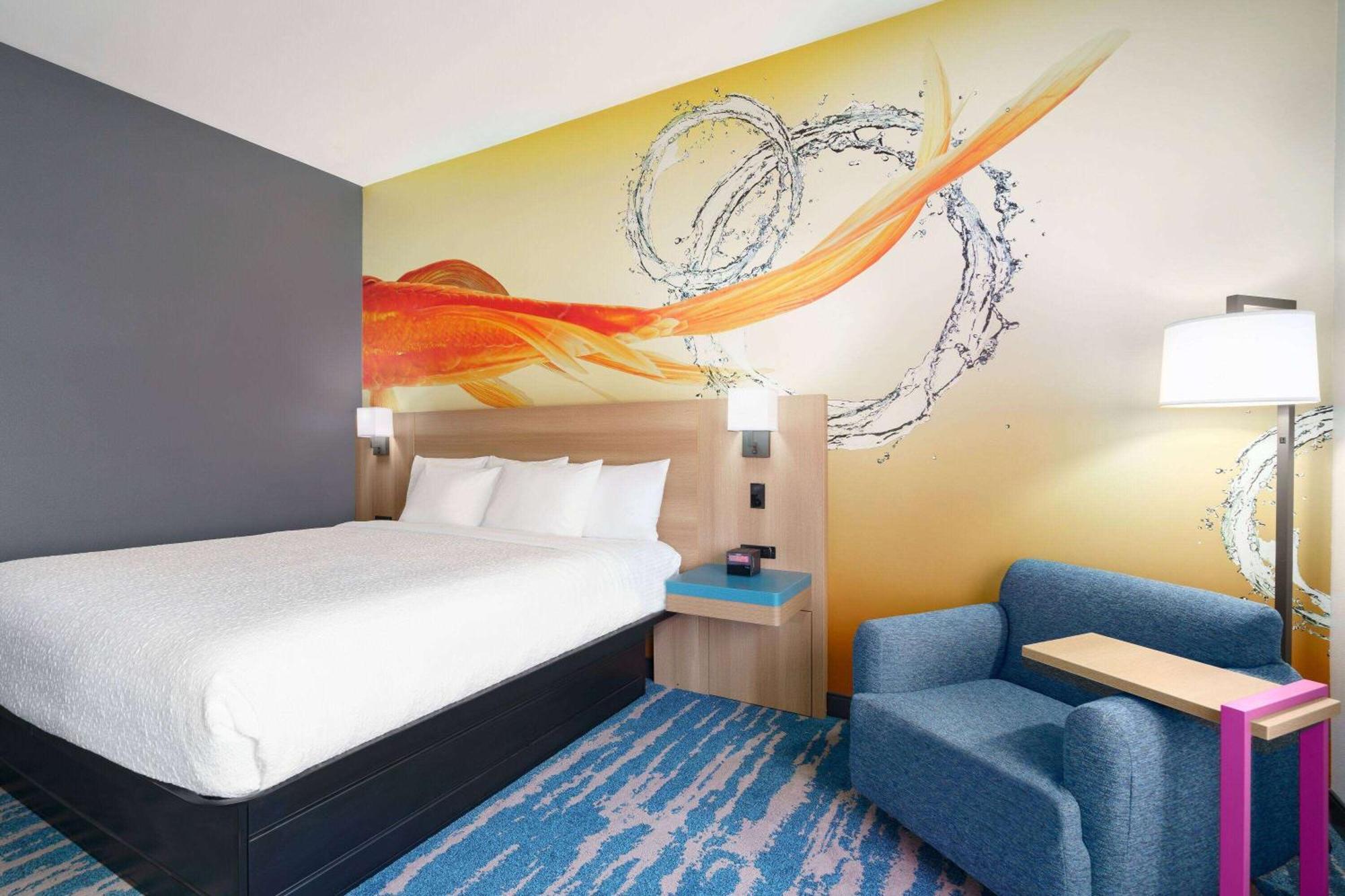 La Quinta Inn & Suites By Wyndham San Antonio Seaworld Lafb Eksteriør billede